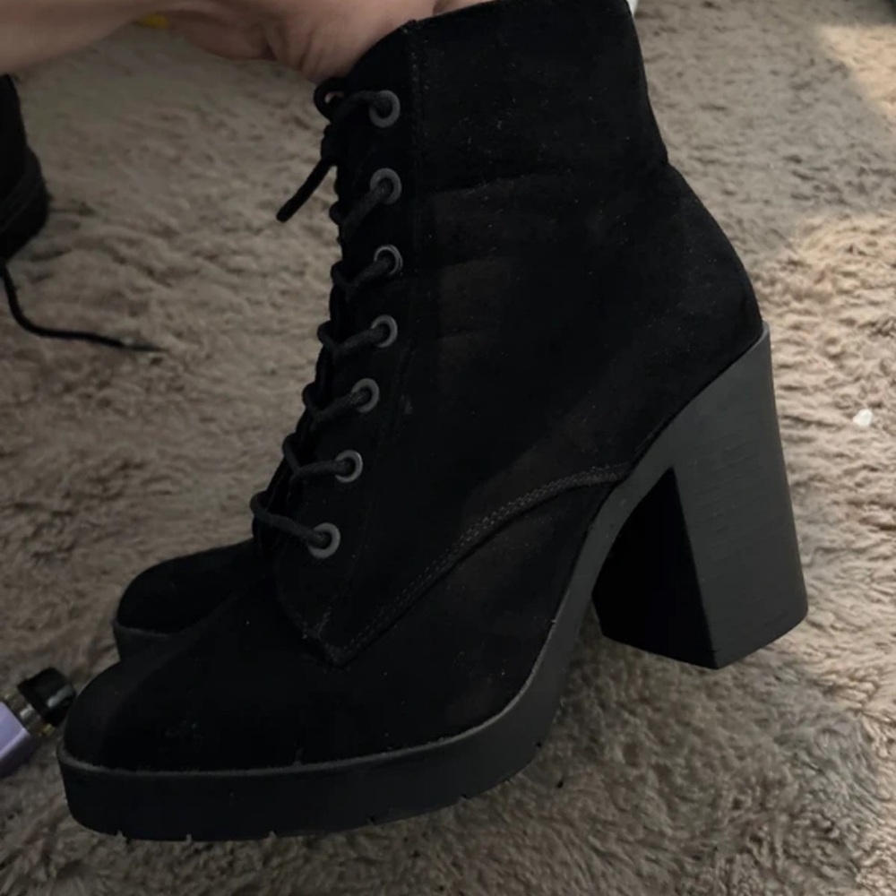 Primark Black Lace-Up Chunky Heel Ankle Boots